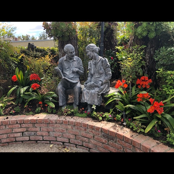 Meet your Posher, Bobbi - Picture 6 of 8